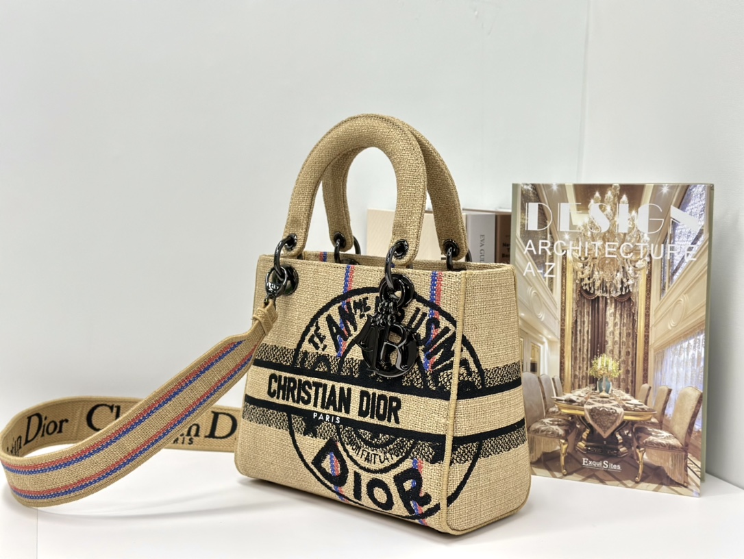 最高級ディオールスーパーコピー ディオールバッグコピー Lady D-Lite バッグ ミディアム M0565ORGO_M918 ベージュ ブラック金具 - 画像 (9)
