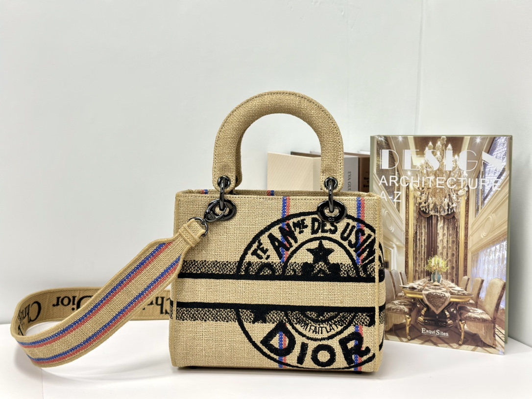最高級ディオールスーパーコピー ディオールバッグコピー Lady D-Lite バッグ ミディアム M0565ORGO_M918 ベージュ ブラック金具 - 画像 (8)