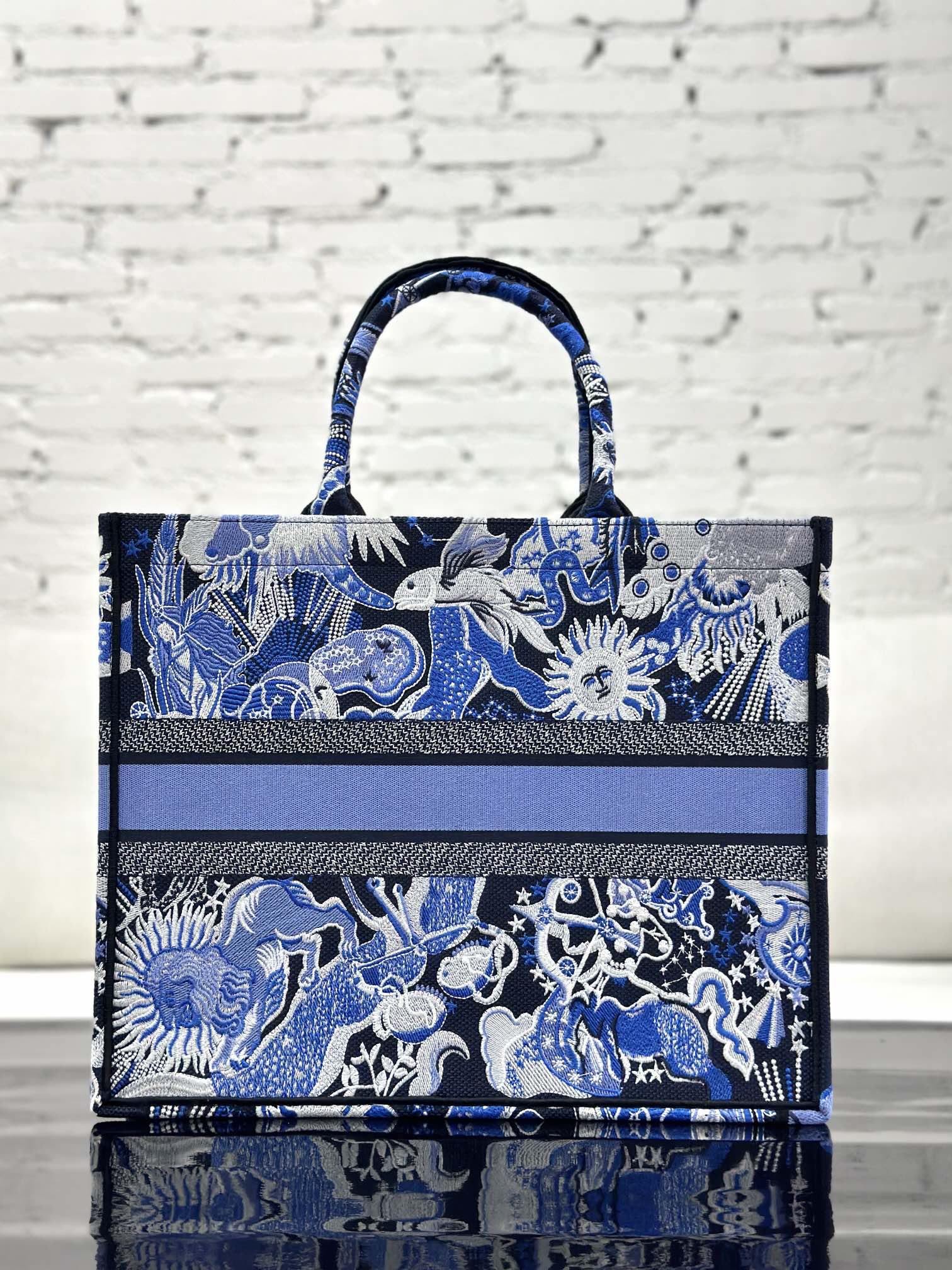 最高級ディオールスーパーコピー ディオールバッグコピー Dior Book Tote バッグ ラージ M1286ZTDT_M49E ブルー×ホワイト - 画像 (8)