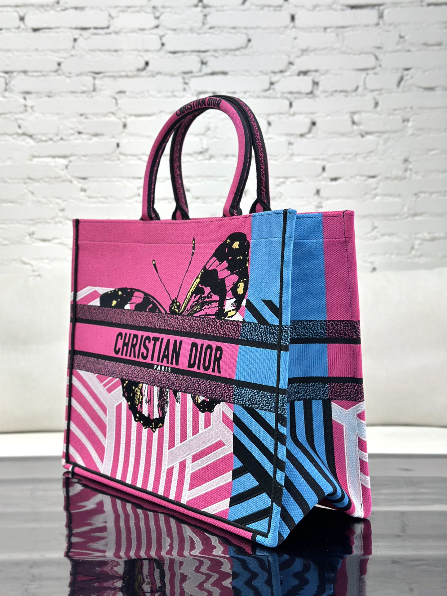 最高級ディオールスーパーコピー ディオールバッグコピー Dior Book Tote バッグ ラージ M1286ZTDT_M03I ディープピンクxブルー - 画像 (9)