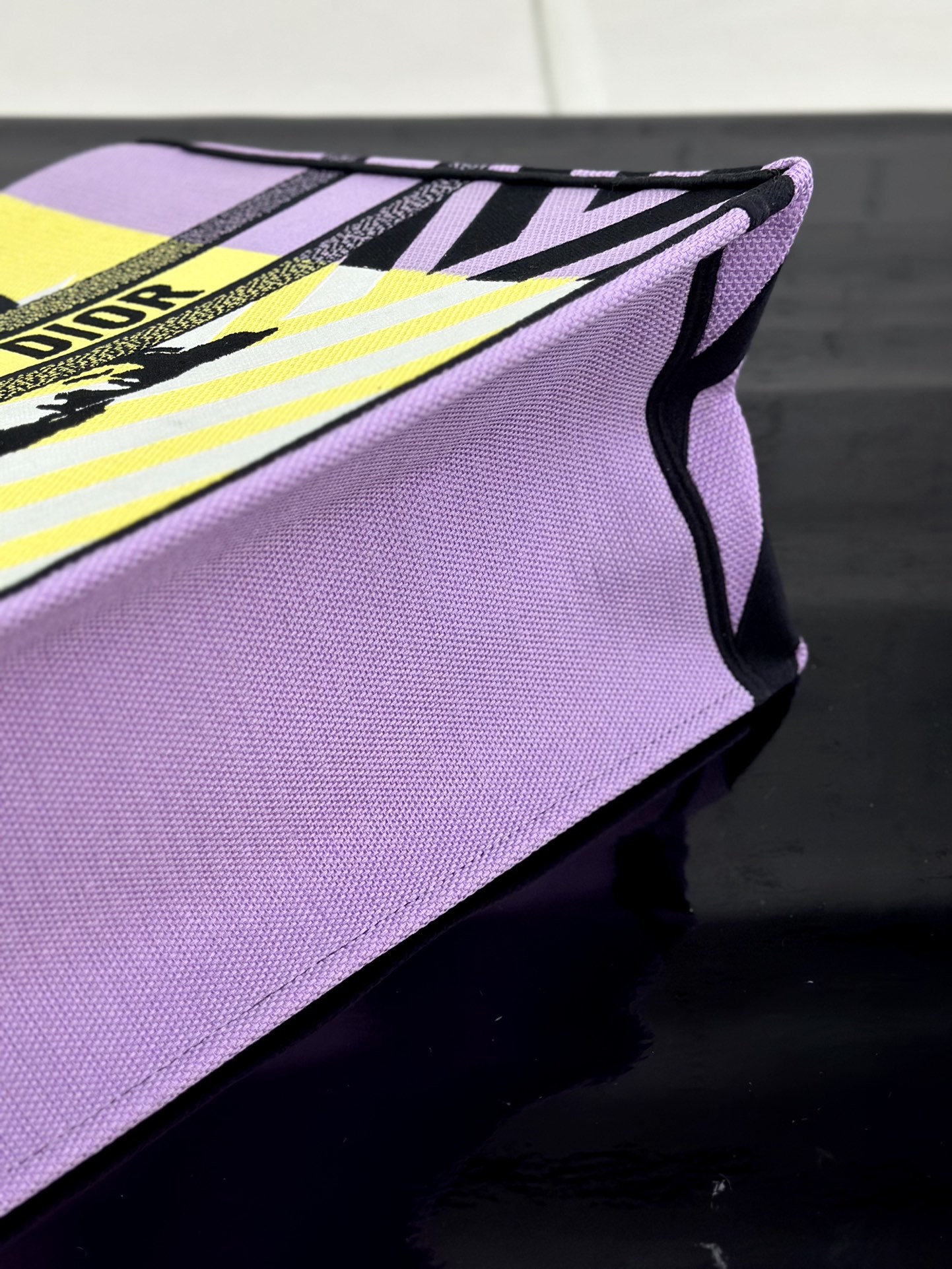 最高級ディオールスーパーコピー ディオールバッグコピー Dior Book Tote バッグ ラージ M1286ZTDT_M02I イエロー - 画像 (4)