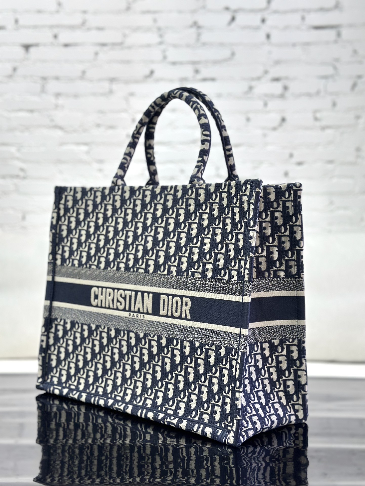 最高級ディオールスーパーコピー ディオールバッグコピー Dior Book Tote バッグ ラージ M1286ZRIW_M20I ブルー×ホワイト - 画像 (9)