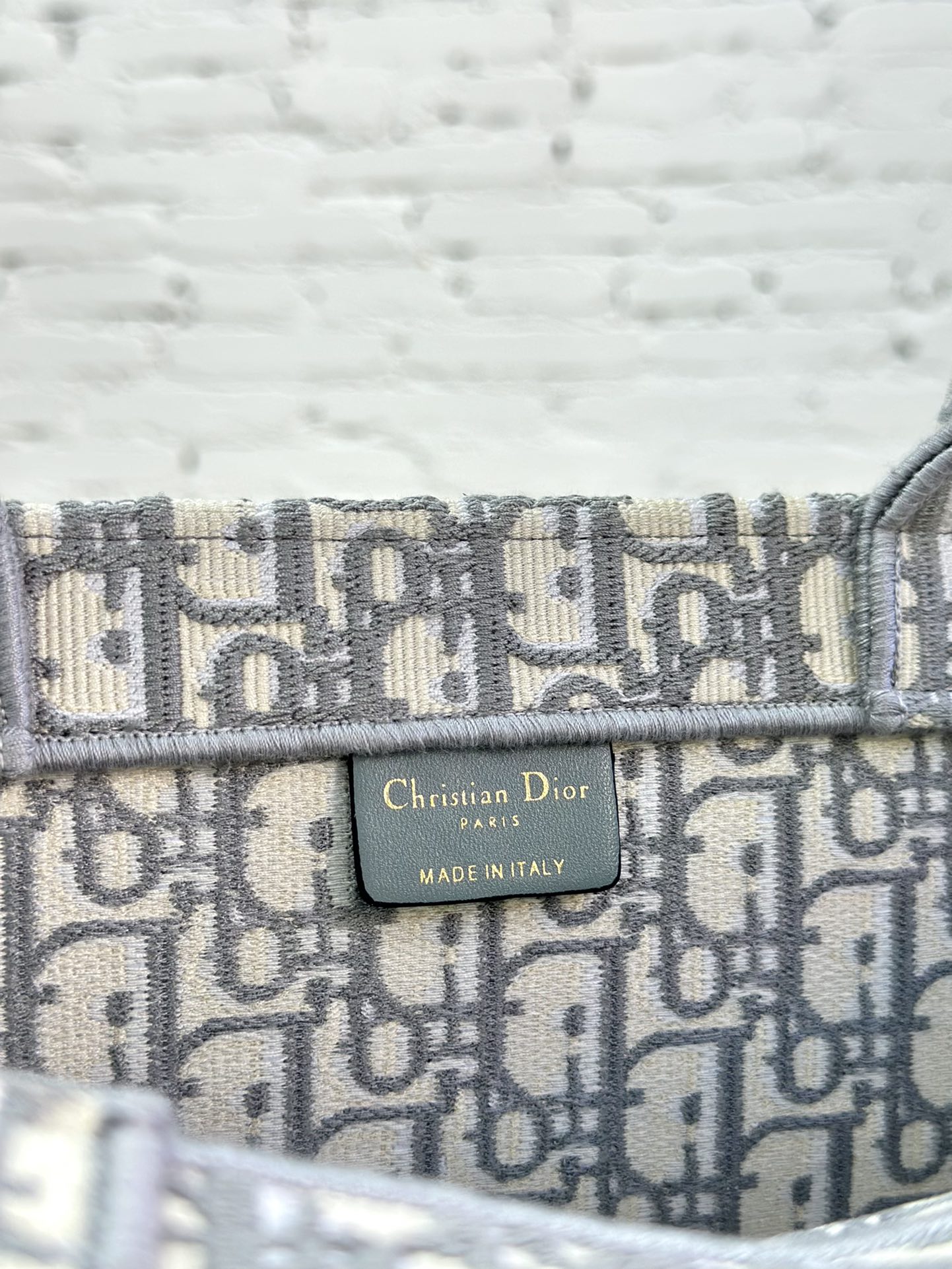 最高級ディオールスーパーコピー ディオールバッグコピー Dior Book Tote バッグ ラージ M1286ZRIW_M20I ブルーxグレー - 画像 (3)