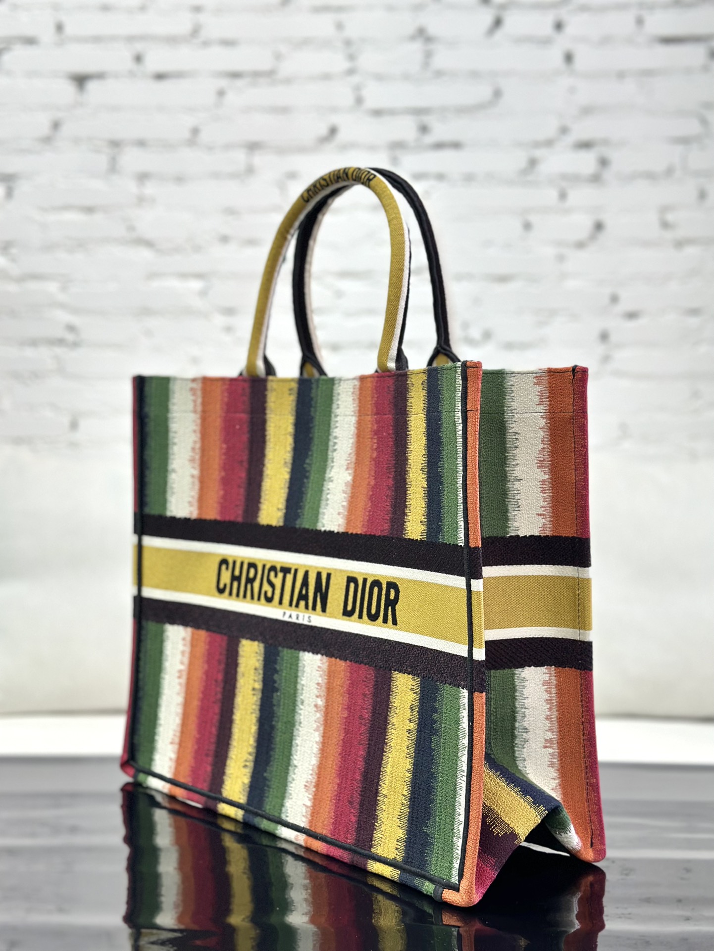 最高級ディオールスーパーコピー ディオールバッグコピー Dior Book Tote バッグ ラージ M1286ZRIW_M100 マルチカラー - 画像 (9)