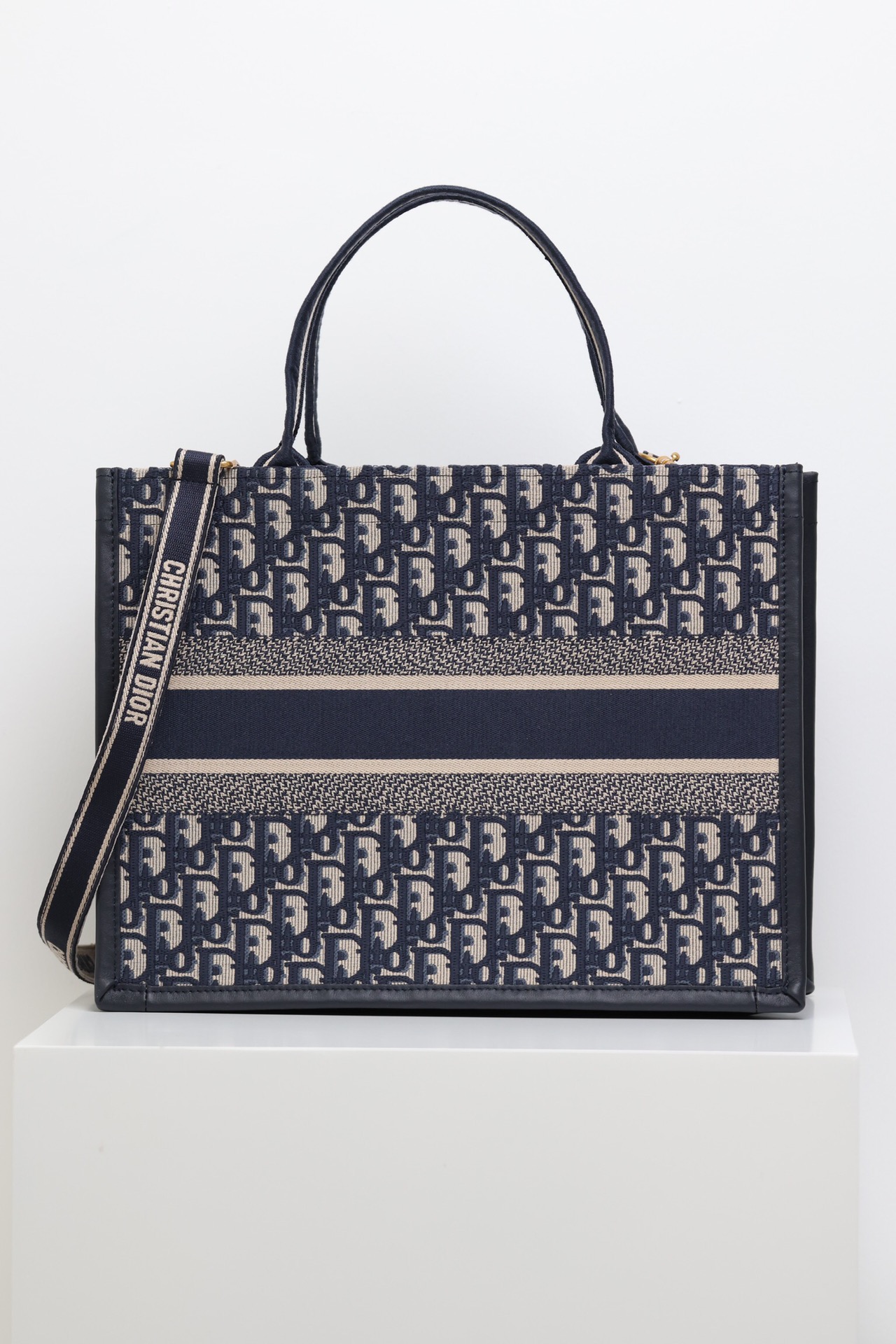 最高級ディオールスーパーコピー ディオールバッグコピー Dior Book Tote バッグ ミディアム M1324CZBB_M928 ブルー ゴールド金具 - 画像 (8)