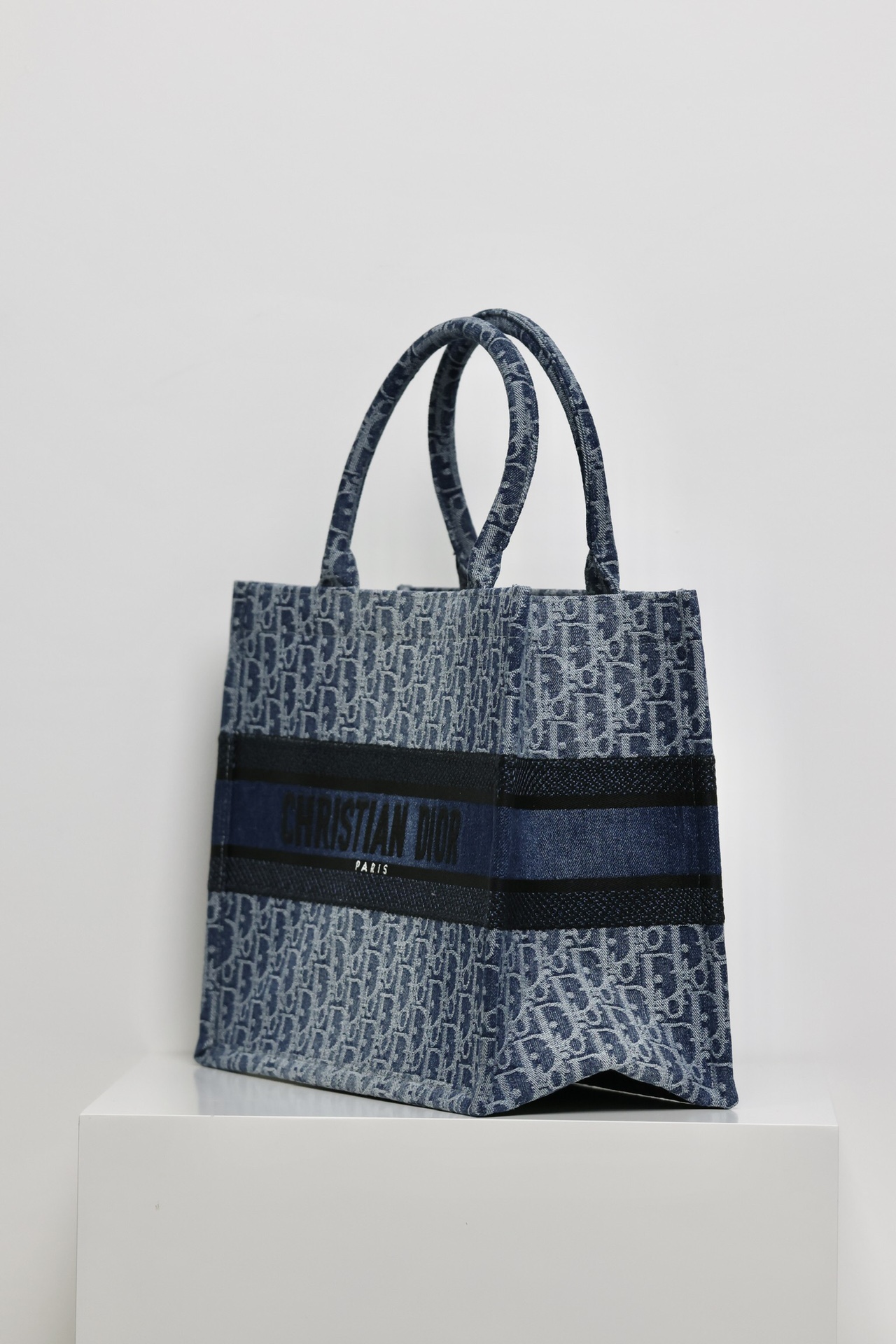 最高級ディオールスーパーコピー ディオールバッグコピー Dior Book Tote バッグ ミディアム M1296ZEGC_M49E ネイビー - 画像 (8)