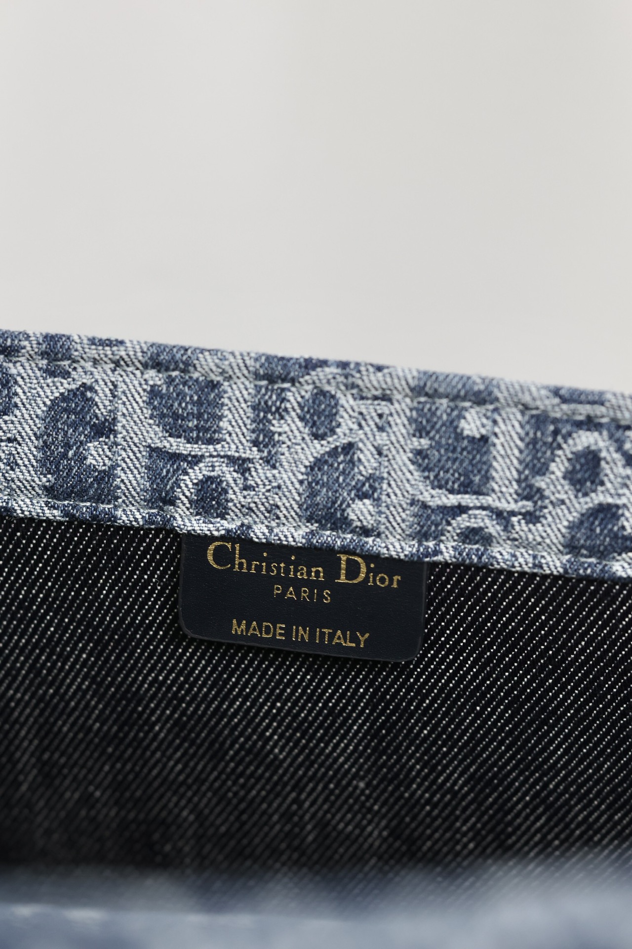 最高級ディオールスーパーコピー ディオールバッグコピー Dior Book Tote バッグ ミディアム M1296ZEGC_M49E ネイビー - 画像 (2)