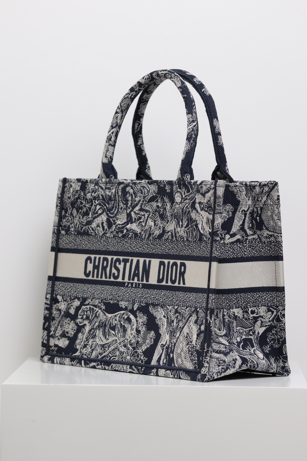 最高級ディオールスーパーコピー ディオールバッグコピー Dior Book Tote バッグ ミディアム M1296ZRGO_M35I ブルー×ホワイト - 画像 (9)