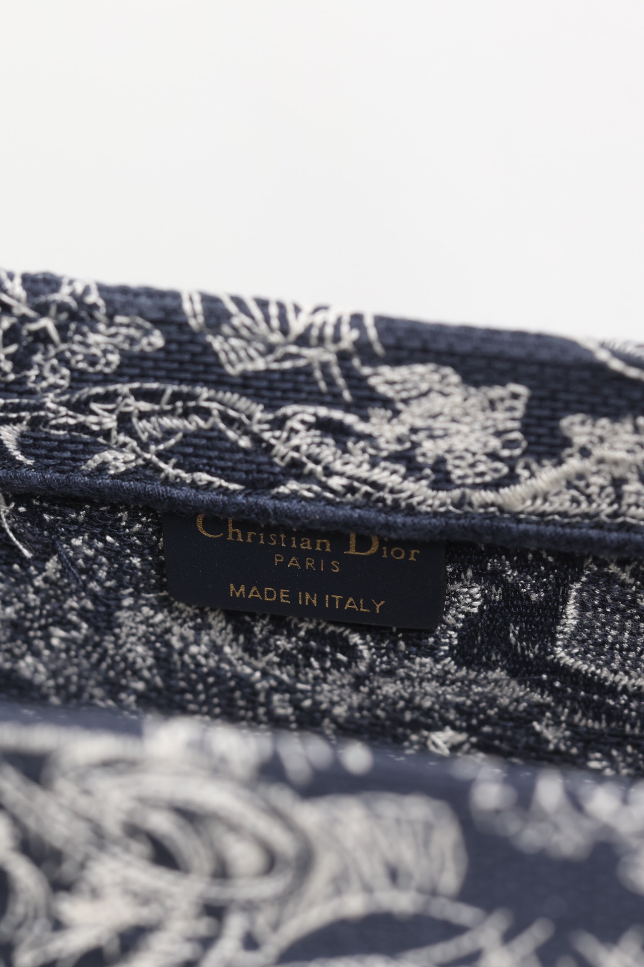 最高級ディオールスーパーコピー ディオールバッグコピー Dior Book Tote バッグ ミディアム M1296ZRGO_M35I ブルー×ホワイト - 画像 (3)