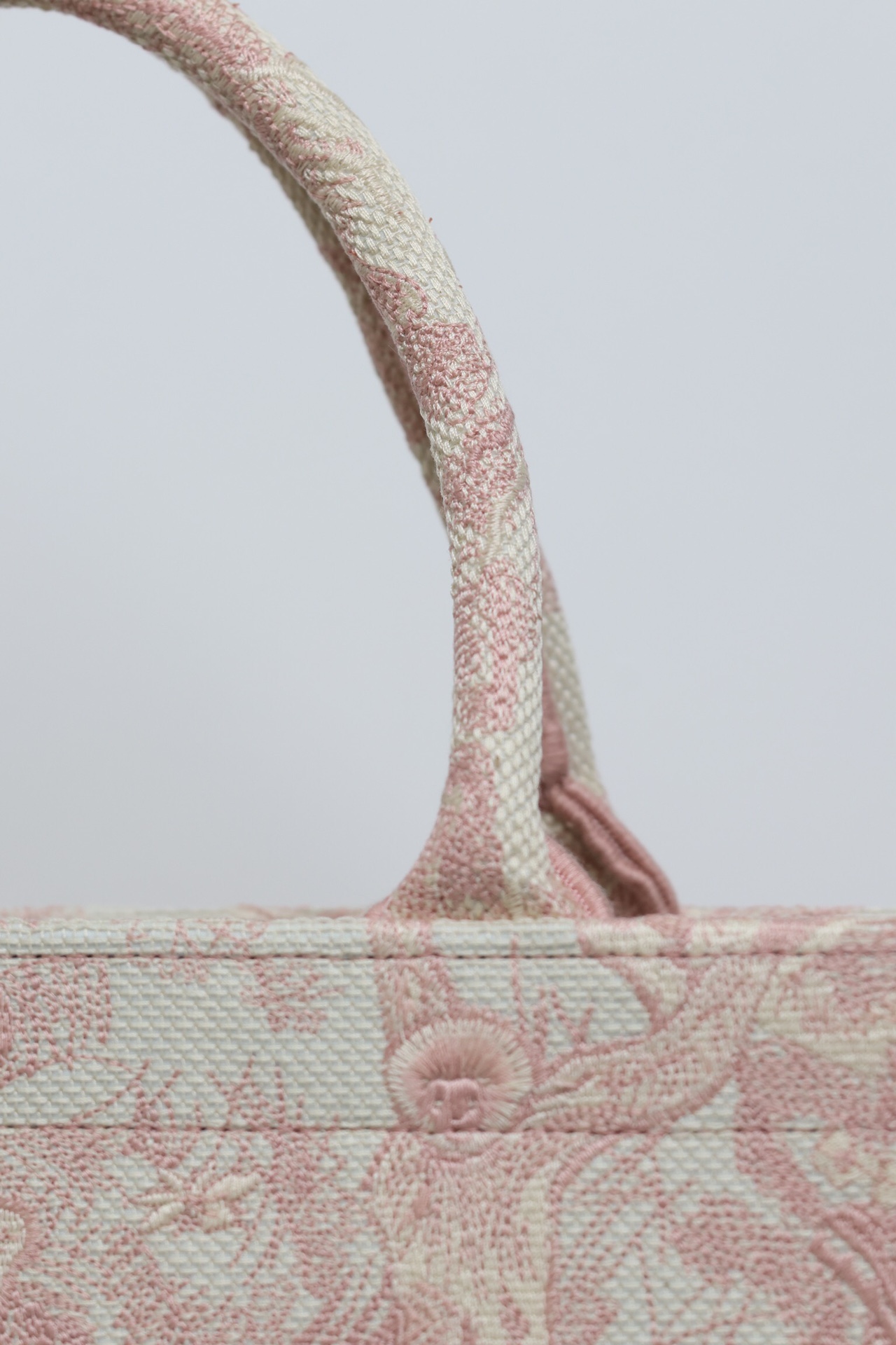 最高級ディオールスーパーコピー ディオールバッグコピー Dior Book Tote バッグ ミディアム M1296ZTDT_M31I ピンクベージュ系 - 画像 (6)
