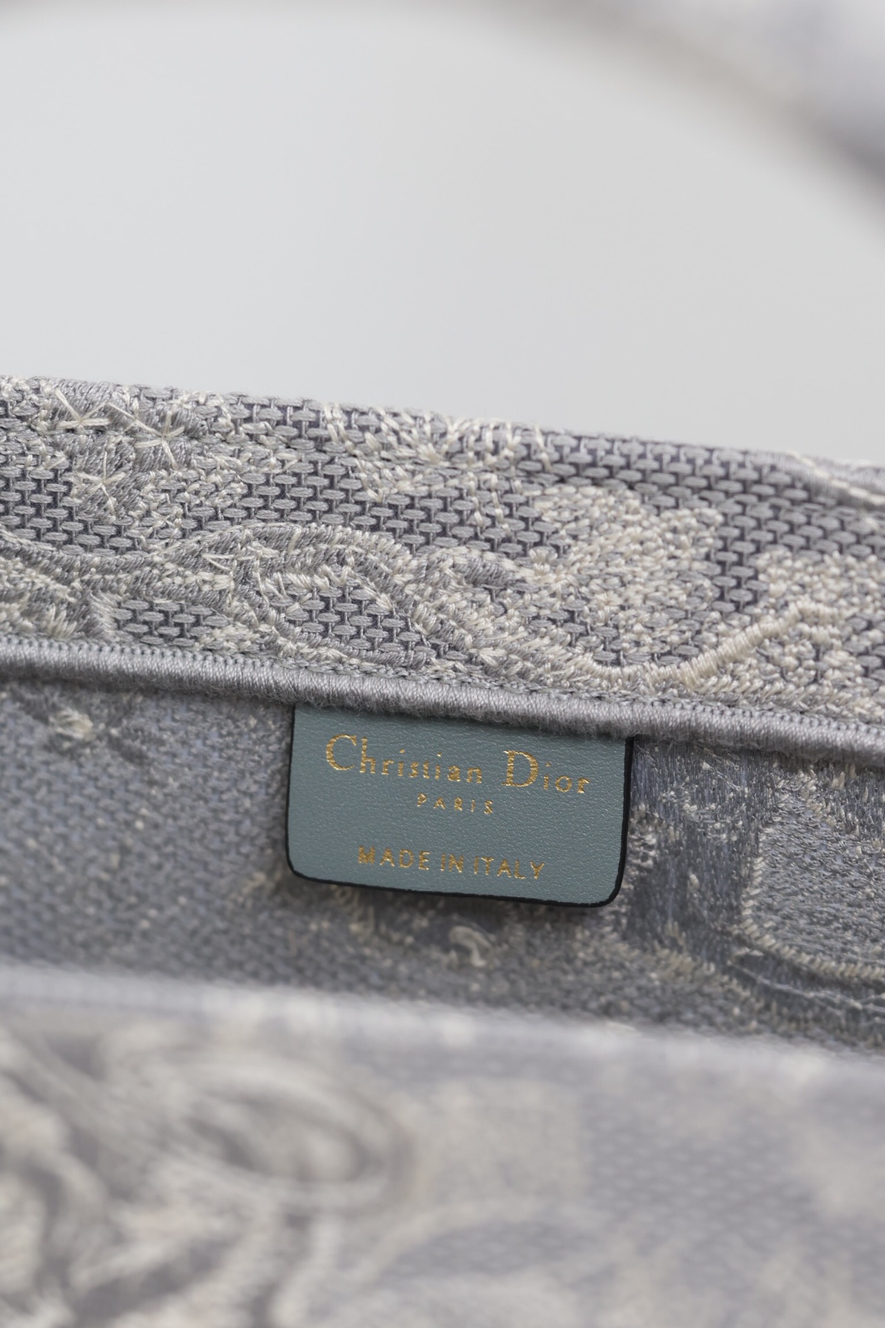 最高級ディオールスーパーコピー ディオールバッグコピー Dior Book Tote バッグ ミディアム M1296ZRGO_M20I ブルー×グレー - 画像 (3)