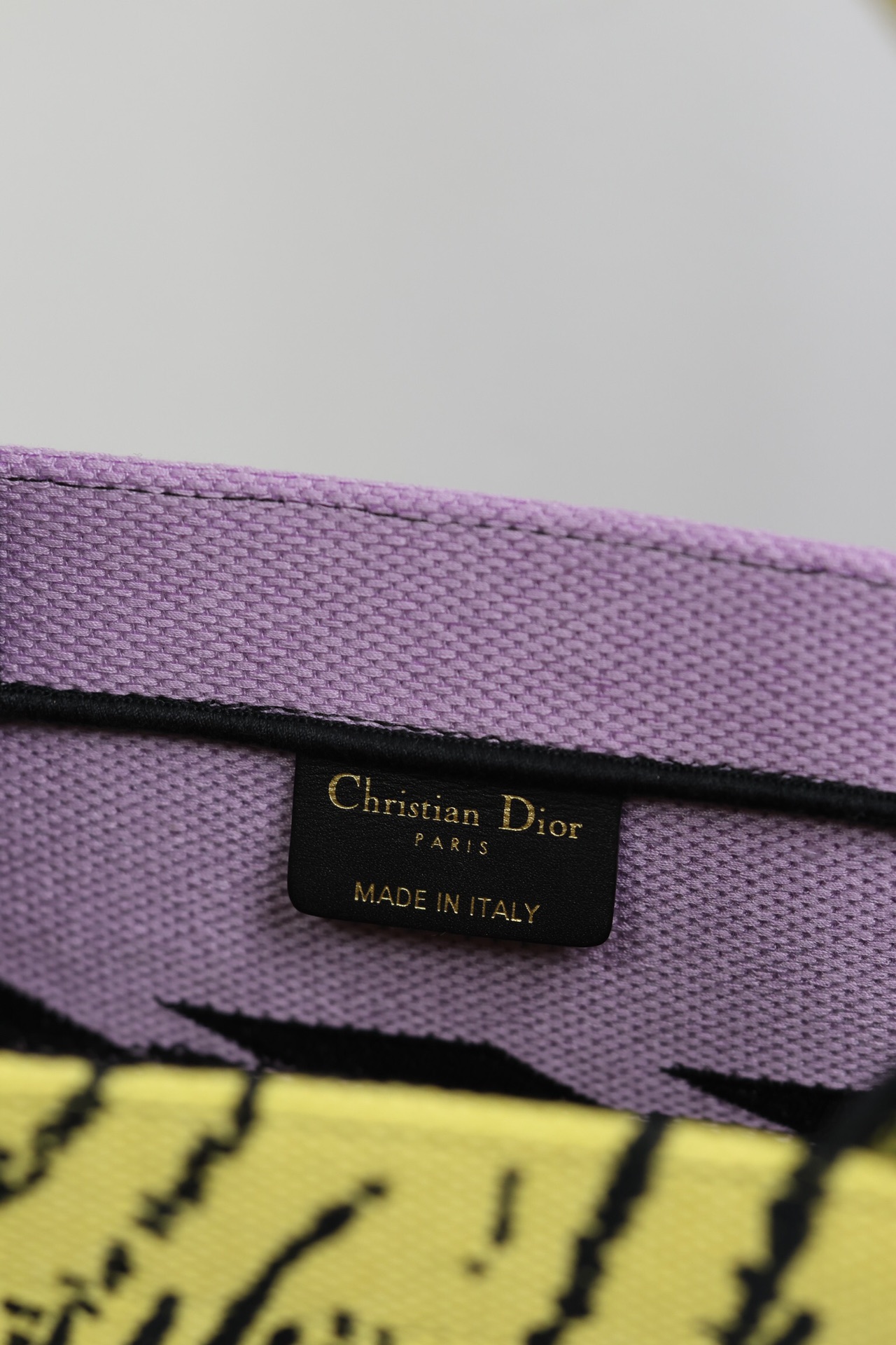 最高級ディオールスーパーコピー ディオールバッグコピー Dior Book Tote バッグ ミディアム M1296ZTDT_M02I イエロー - 画像 (3)