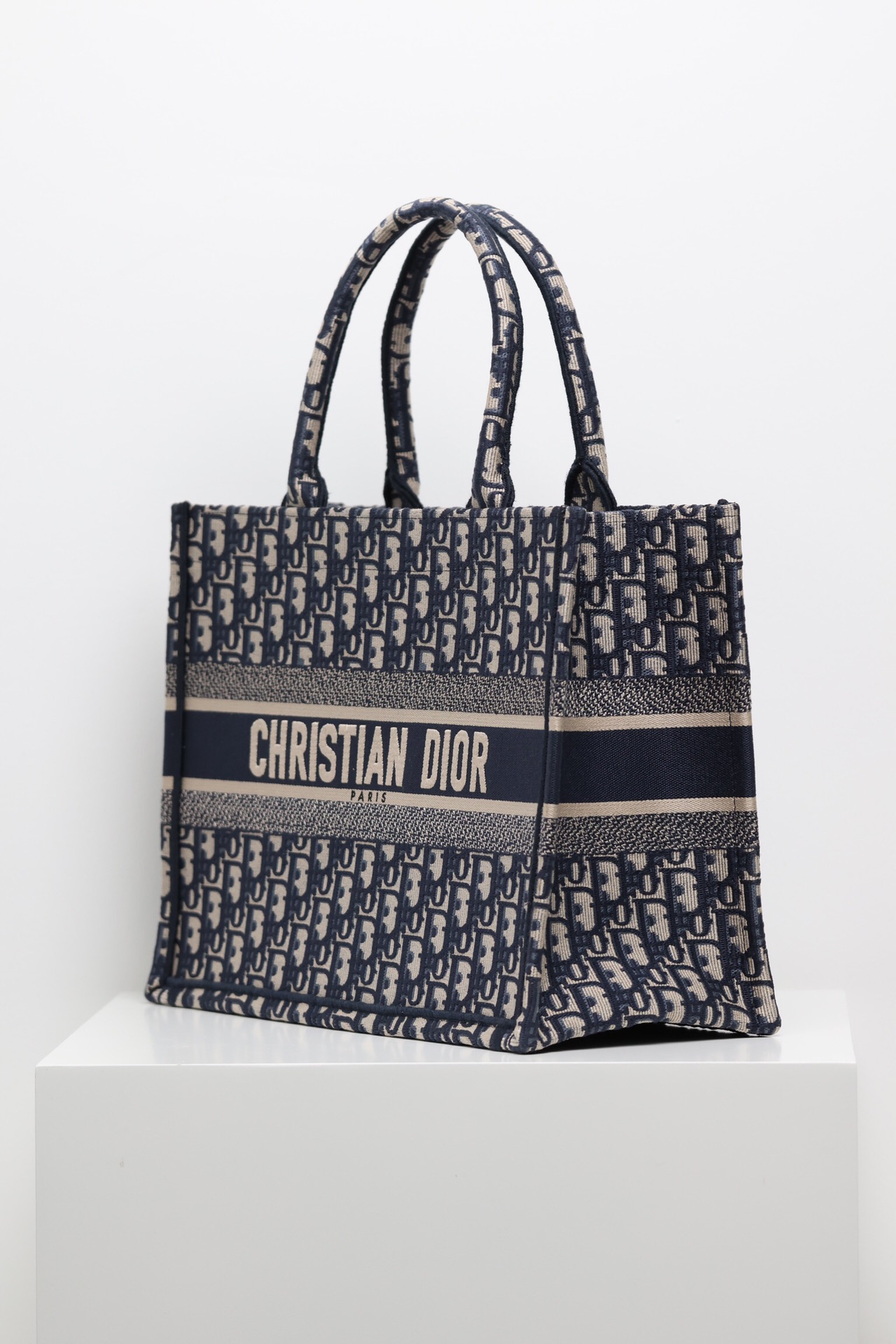 最高級ディオールスーパーコピー ディオールバッグコピー Dior Book Tote バッグ ミディアム M1296ZRIW_M828 ブルー×ホワイト - 画像 (9)