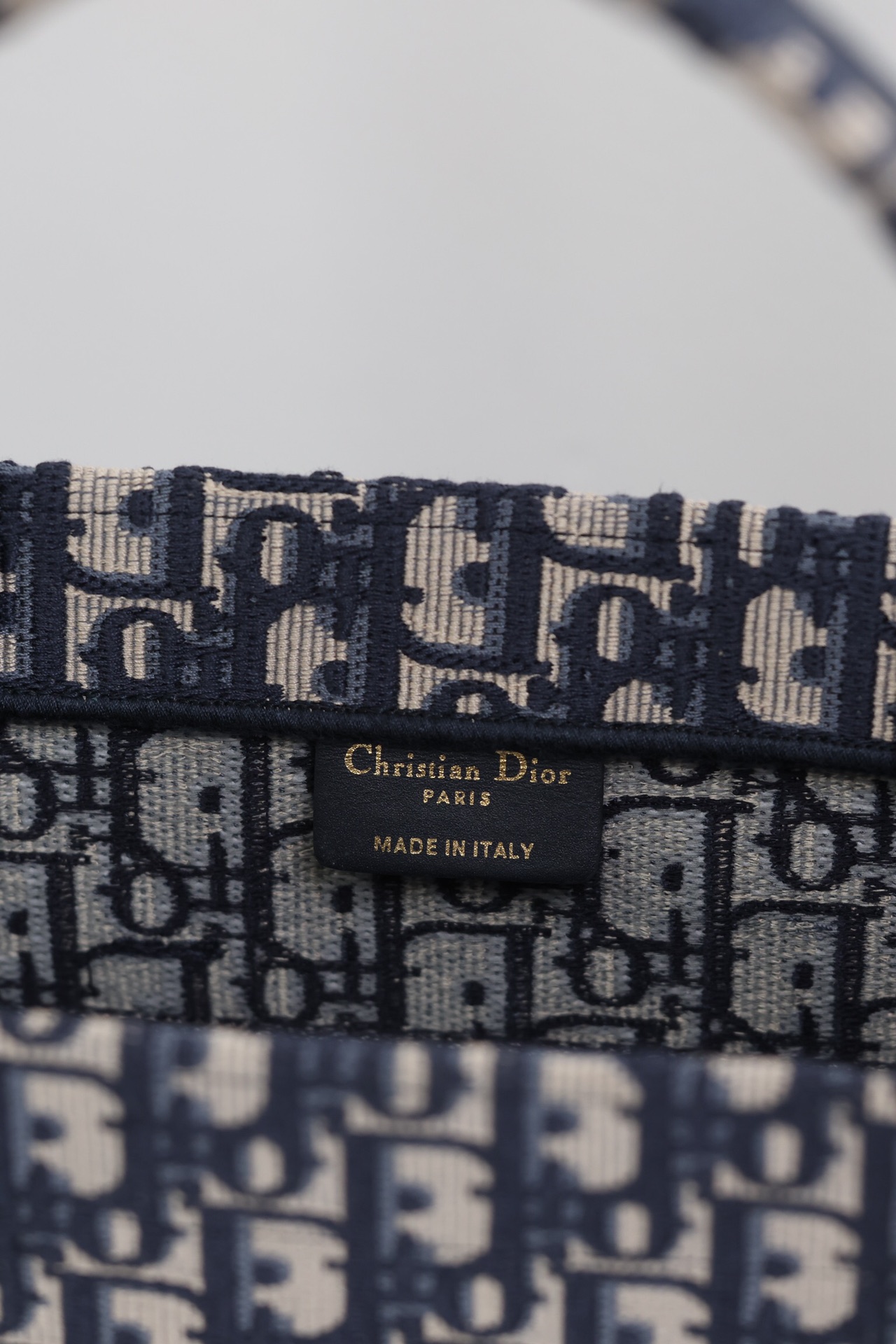 最高級ディオールスーパーコピー ディオールバッグコピー Dior Book Tote バッグ ミディアム M1296ZRIW_M828 ブルー×ホワイト - 画像 (2)