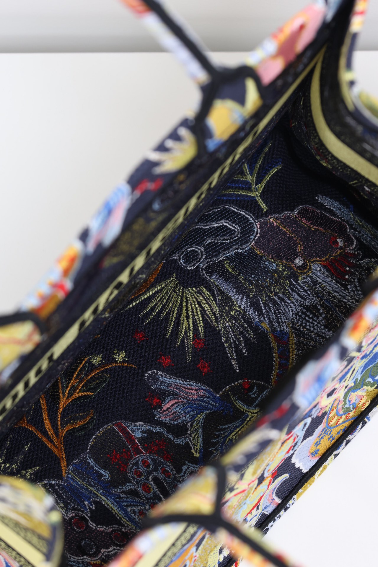最高級ディオールスーパーコピー ディオールバッグコピー Dior Book Tote バッグ ミディアム M1296ZRIW_M800 マルチカラー - 画像 (2)