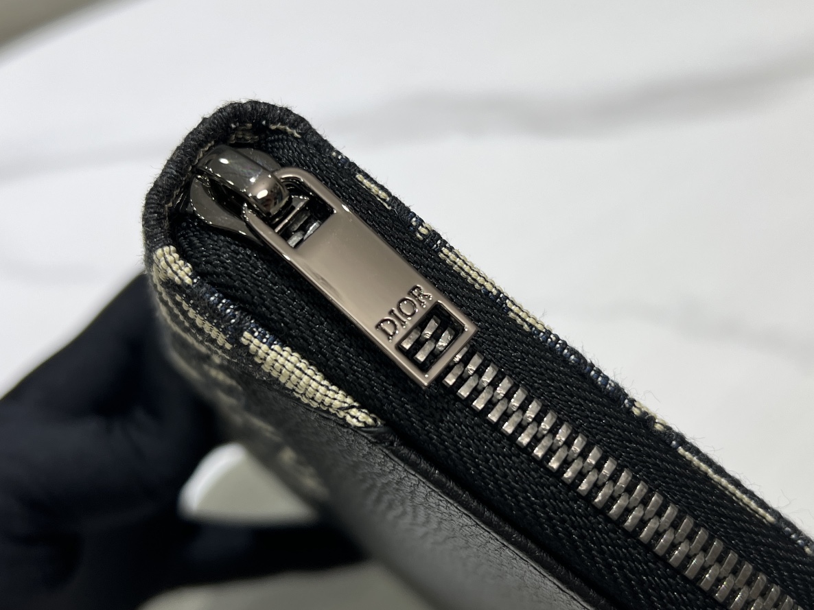 最高級ディオールスーパーコピー ディオール長財布コピー Saddle ロングジップウォレット 2ADBC315YKS_H05E 黒 ブラックxグレー - 画像 (4)
