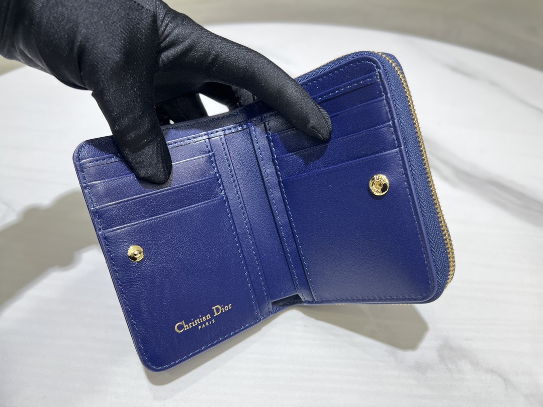 最高級ディオールスーパーコピー ディオール財布コピー Dior Caro Scarlet ウォレット S5032UWHC_M23B ブルー - 画像 (3)