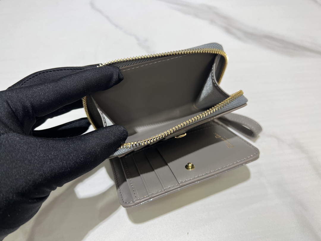 最高級ディオールスーパーコピー ディオール財布コピー Dior Caro Scarlet ウォレット S5032UWHC_M116 グレー - 画像 (5)
