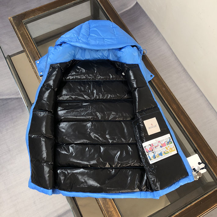 最高級モンクレールスーパーコピー モンクレールダウンジャケットコピー BORMESジレ ブライトブルー J20911A001166895073O - 画像 (4)