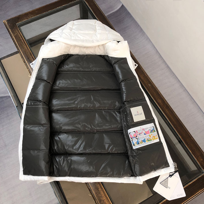 最高級モンクレールスーパーコピー モンクレールダウンジャケットコピー BORMESジレ ホワイト J20911A0011668950034 - 画像 (4)