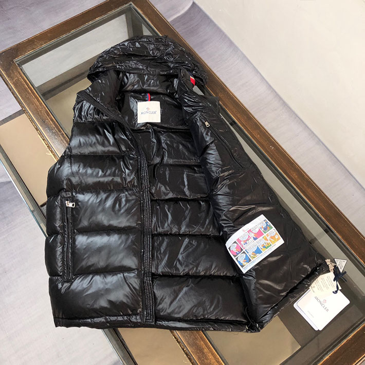 最高級モンクレールスーパーコピー モンクレールダウンジャケットコピー CARDAMINEベスト ブラック I20911A0018154A81999 - 画像 (4)