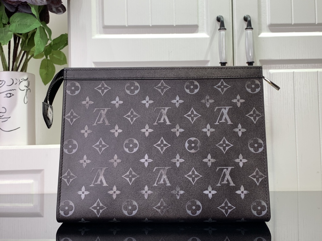 ルイヴィトン クラッチバッグ 新作 Louis Vuitton ポシェット・ヴォワヤージュ MM ブラック / ホワイト M11764 牛革 シルバー金具 - 画像 (8)
