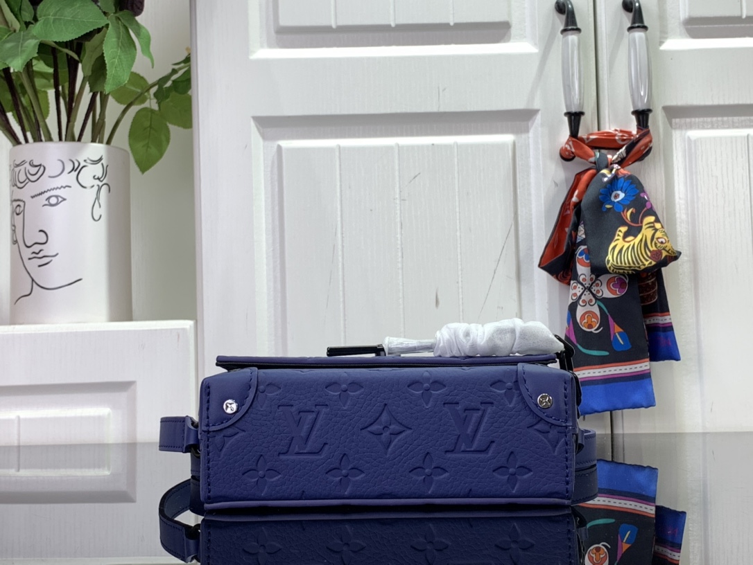 ルイヴィトン ショルダーバッグ 新作 Louis Vuitton スティーマー・ウェアラブル ウォレット サファイア M11522 牛革 ブラック金具 - 画像 (7)