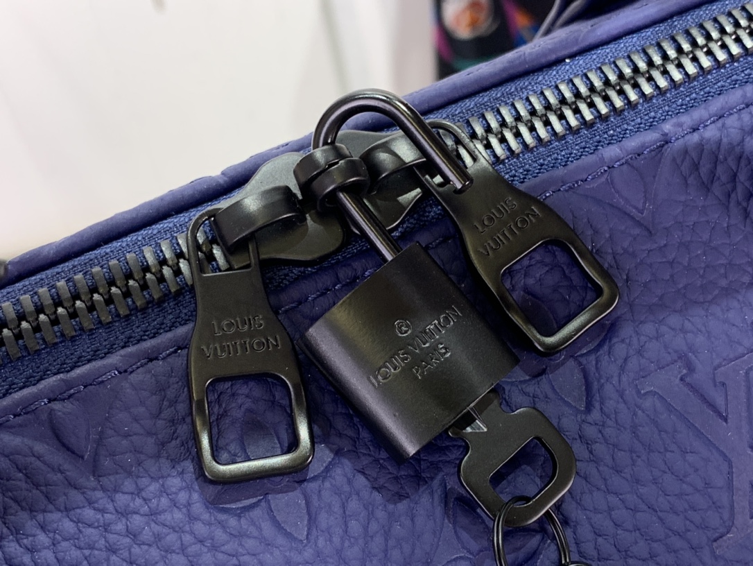 ルイヴィトン バンドリエール 新作 ボストンバッグ Louis Vuitton キーポル・バンドリエール 50 サファイア M11495 牛革 ブラック金具 - 画像 (4)