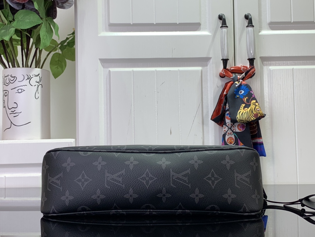 ルイヴィトン ショルダーバッグ 新作 ボストンバッグ Louis Vuitton ポシェット・アクセソワール XL ブラック M11741 モノグラム・エクリプス キャンバス ブラック金具 - 画像 (7)
