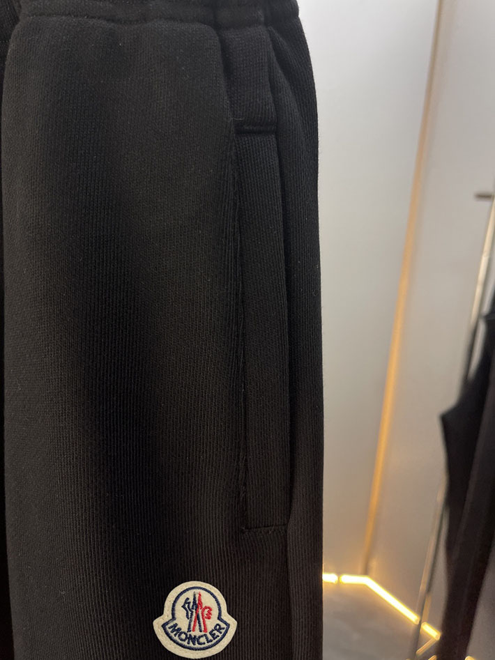 最高級モンクレールスーパーコピー モンクレールスラックスコピー MONCLER 服 パンツ 2024秋冬新作 ブラック J10918H00005899V4999 コットン 100% - 画像 (5)