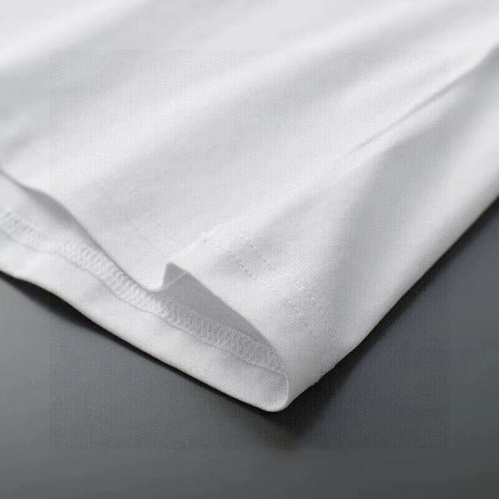 最高級モンクレールスーパーコピー モンクレールTシャツコピー MONCLER 服 Tシャツ×ショートパンツ 2024秋冬新作 ブラック J20918C0000483927998 コットン 100% - 画像 (4)