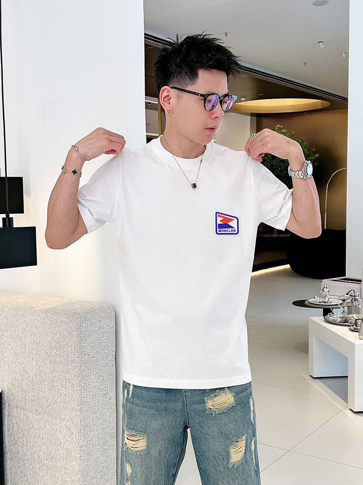 最高級モンクレールスーパーコピー モンクレールTシャツコピー MONCLER 服 Tシャツ×デニムパンツ 2024秋冬新作 ブラック J20918C0002889AKK999 コットン 100% - 画像 (6)