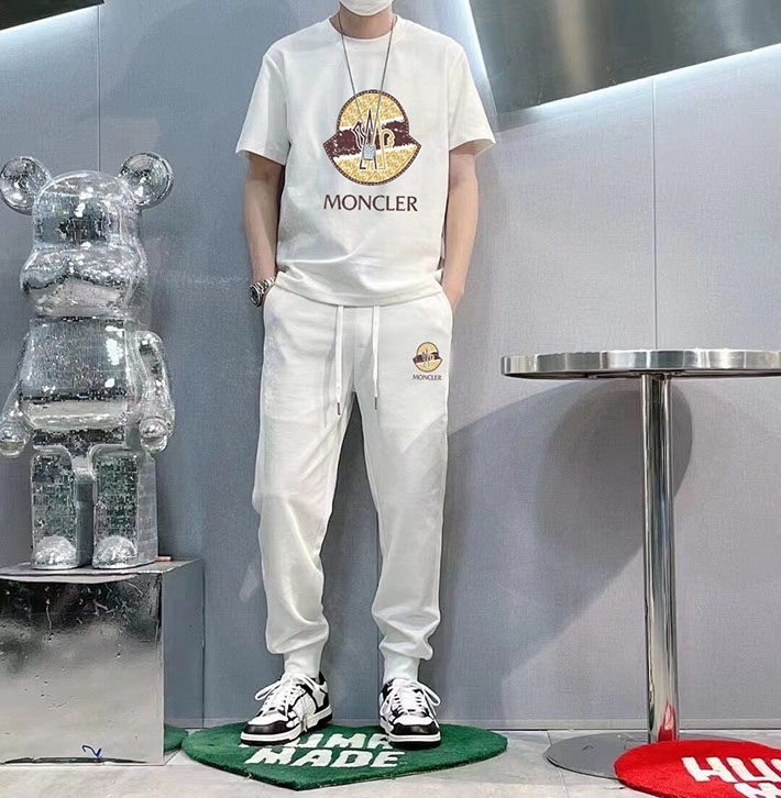最高級モンクレールスーパーコピー モンクレールTシャツコピー MONCLER 服 Tシャツ×スラックス 2024秋冬新作 ブラック J20918C0001489A17999 コットン 100% - 画像 (9)