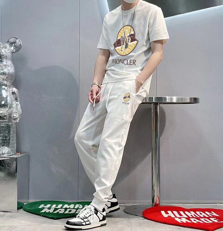 最高級モンクレールスーパーコピー モンクレールTシャツコピー MONCLER 服 Tシャツ×スラックス 2024秋冬新作 ブラック J20918C0001489A17999 コットン 100% - 画像 (7)
