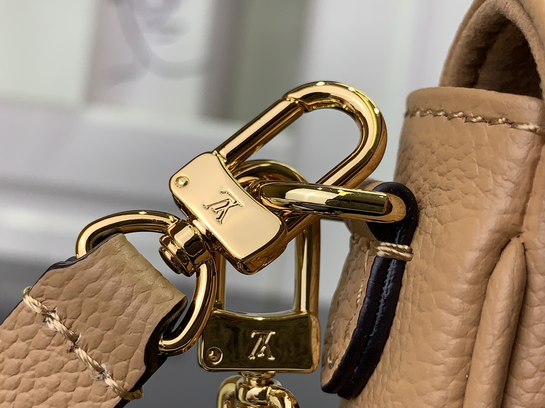 ルイヴィトン ホーボーバッグ 新作 Louis Vuitton ウォレット オン チェーン・アイビー アリゾナ・クレーム M12758 牛革 ゴールド金具 - 画像 (6)