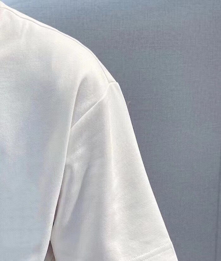 最高級モンクレールスーパーコピー モンクレールTシャツコピー MONCLER 服 Tシャツ×スラックス 2024秋冬新作 ブラック J20918C0001489A17999 コットン 100% - 画像 (2)