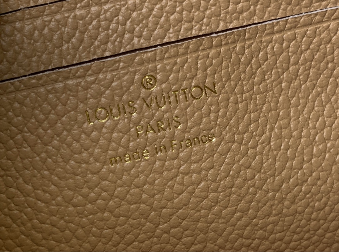 ルイヴィトン ホーボーバッグ 新作 Louis Vuitton ウォレット オン チェーン・アイビー アリゾナ・クレーム M12758 牛革 ゴールド金具 - 画像 (2)