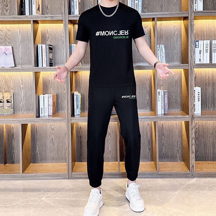最高級モンクレールスーパーコピー モンクレールTシャツコピー MONCLER 服 Tシャツ×スラックス 2024秋冬新作 ホワイト J20918C0001489A17034 コットン 100% - 画像 (9)