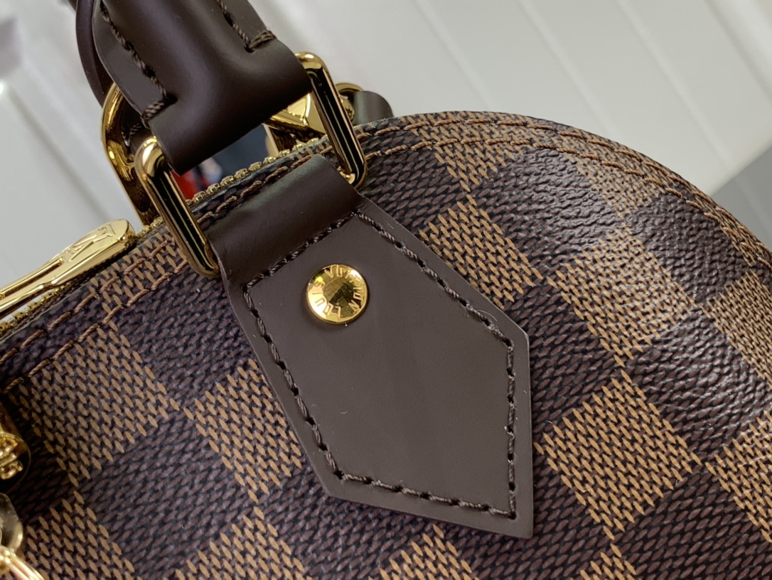 ルイヴィトン ハンドバッグ 新作 Louis Vuitton アルマ BB ブラウン N40606 ダミエ・エベヌ キャンバス ゴールド金具 - 画像 (4)