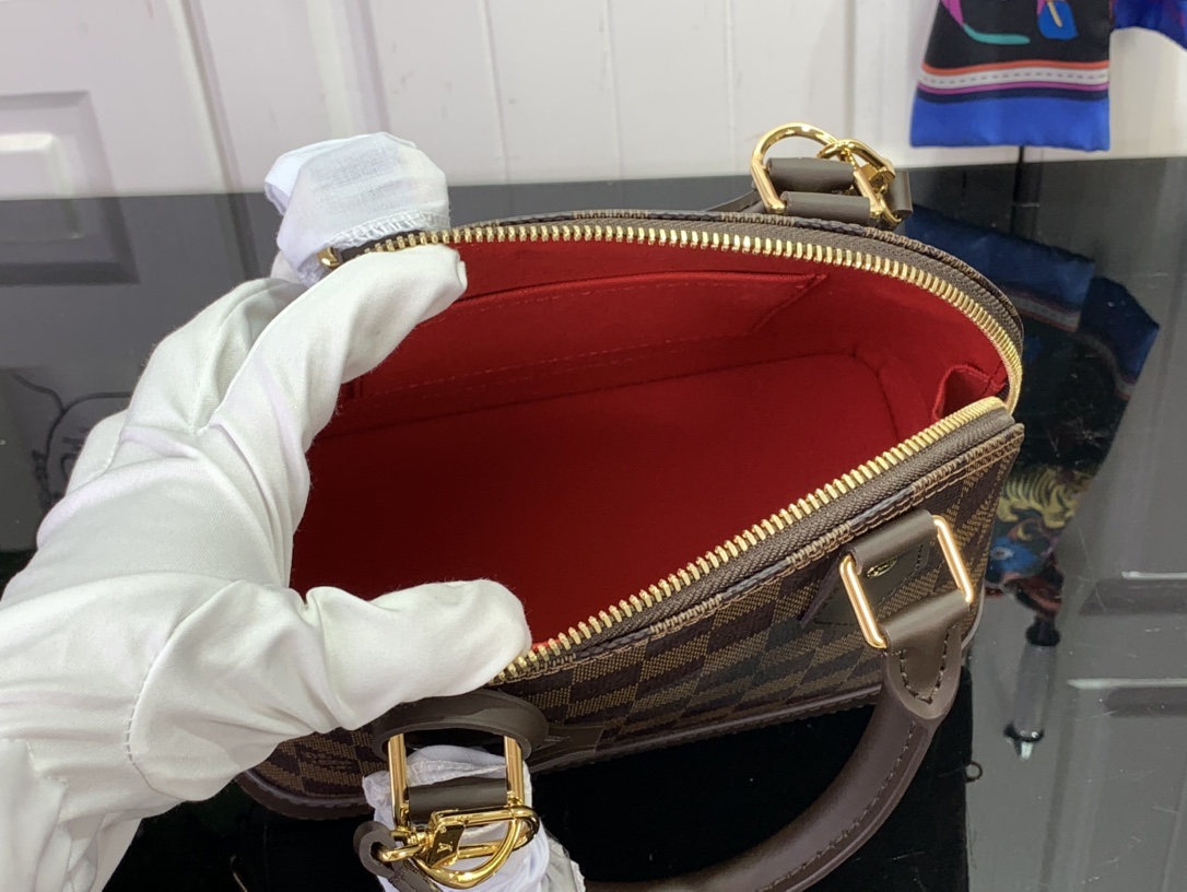 ルイヴィトン ハンドバッグ 新作 Louis Vuitton アルマ BB ブラウン N40606 ダミエ・エベヌ キャンバス ゴールド金具 - 画像 (2)