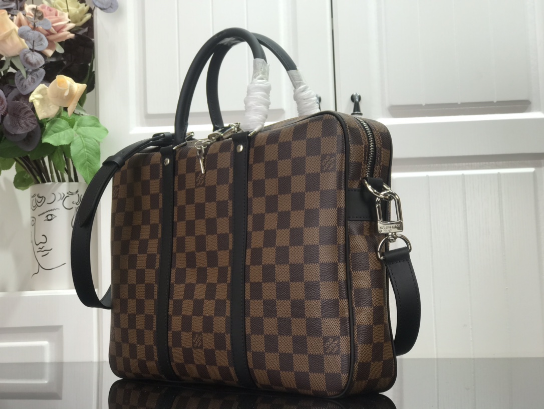 ルイヴィトン ビジネスバッグ メンズ Louis Vuitton ポルト ドキュマン ヴォワヤージュ PM ブラウン N41466 PVCコーティングキャンバス シルバー金具 - 画像 (9)