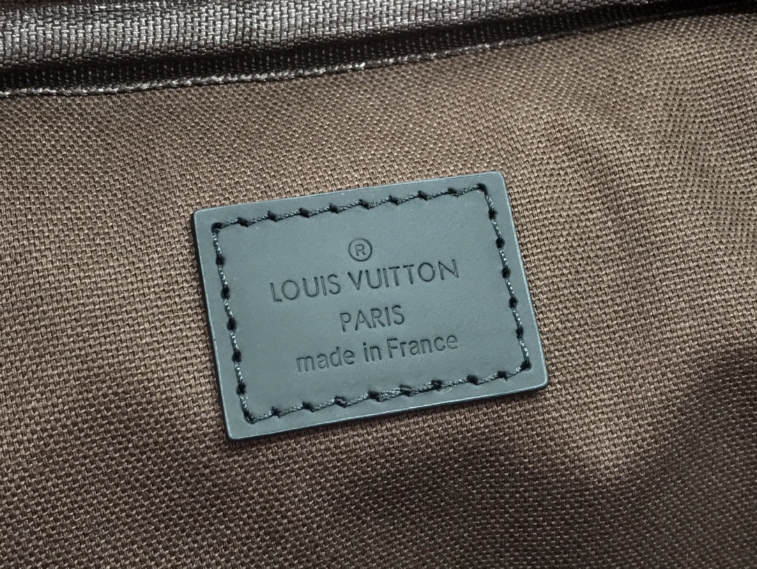 ルイヴィトン ビジネスバッグ メンズ Louis Vuitton ポルト ドキュマン ヴォワヤージュ PM ブラウン N41466 PVCコーティングキャンバス シルバー金具 - 画像 (6)