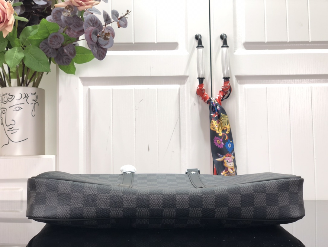 ルイヴィトン ビジネスバッグ メンズ Louis Vuitton ダミエ グラフィット PDV PM ブラック N41478 PVCコーティングキャンバス シルバー金具 - 画像 (7)