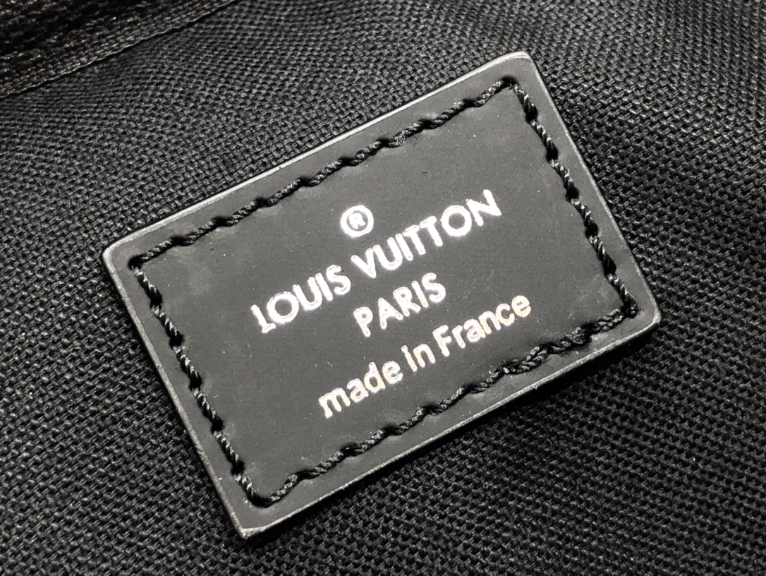 ルイヴィトン ビジネスバッグ メンズ Louis Vuitton ダミエ グラフィット PDV PM ブラック N41478 PVCコーティングキャンバス シルバー金具 - 画像 (3)