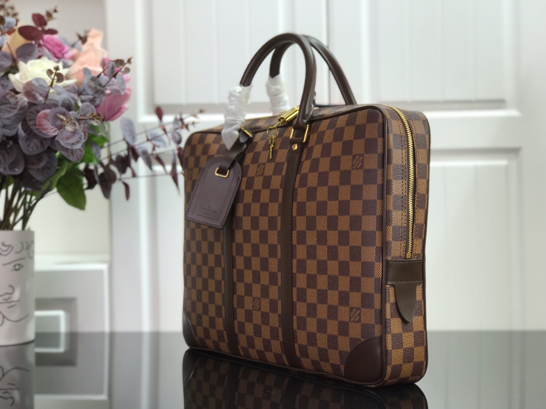 ルイヴィトン ビジネスバッグ メンズ Louis Vuitton ポルト ドキュマン・ヴォワヤージュ エベヌ N41124 ダミエ・エベヌ キャンバス ゴールド金具 - 画像 (9)