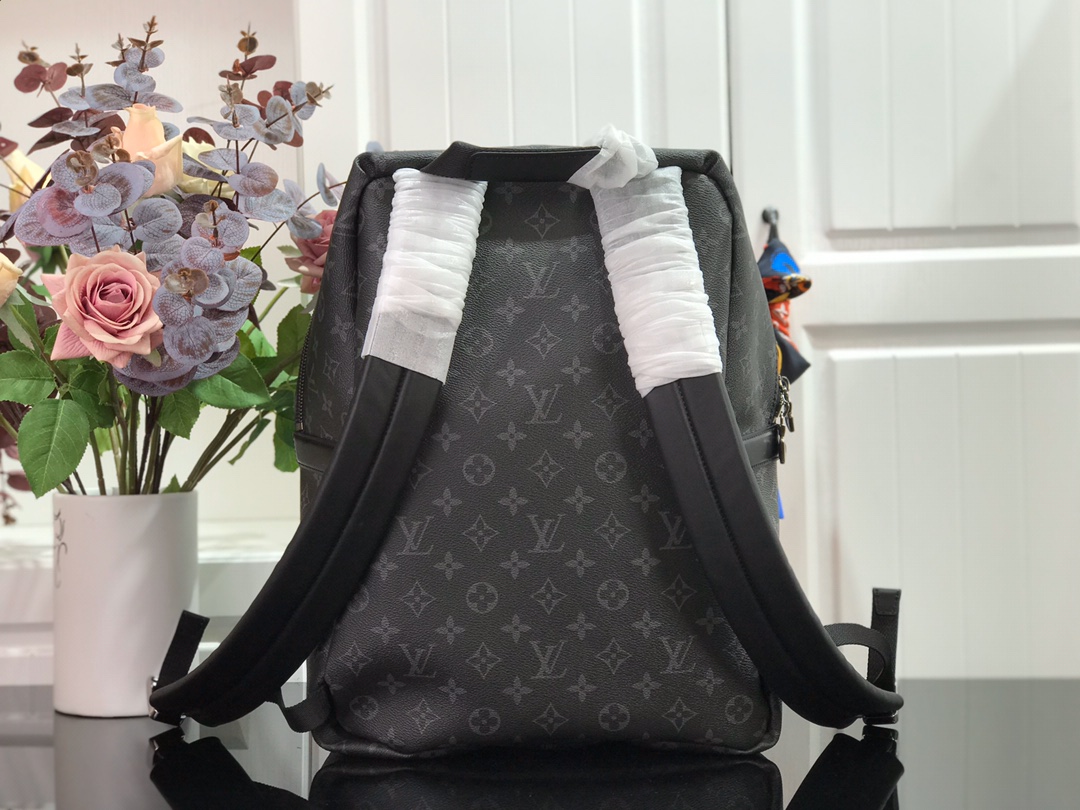 ルイヴィトン リュック 新作 Louis Vuitton リュックサック モノグラム・エクリプス ブラック M43186 モノグラム・エクリプスキャンバス シルバー金具 - 画像 (8)