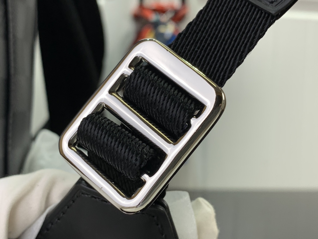 ルイヴィトン リュック 新作 Louis Vuitton クリストファー PM ブラック N40266 ダミエキャンバス シルバー金具 - 画像 (4)