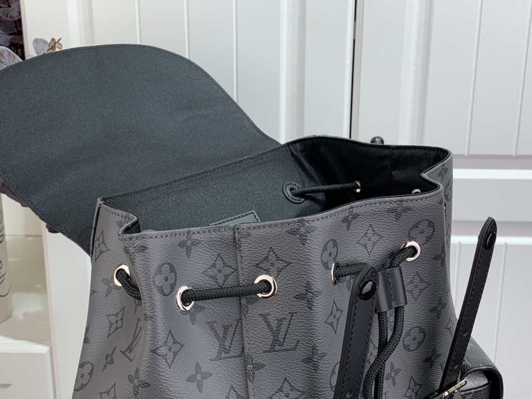 ルイヴィトン リュック 新作 Louis Vuitton クリストファー MM ブラック M45419 モノグラム・エクリプス キャンバス シルバー金具 - 画像 (3)
