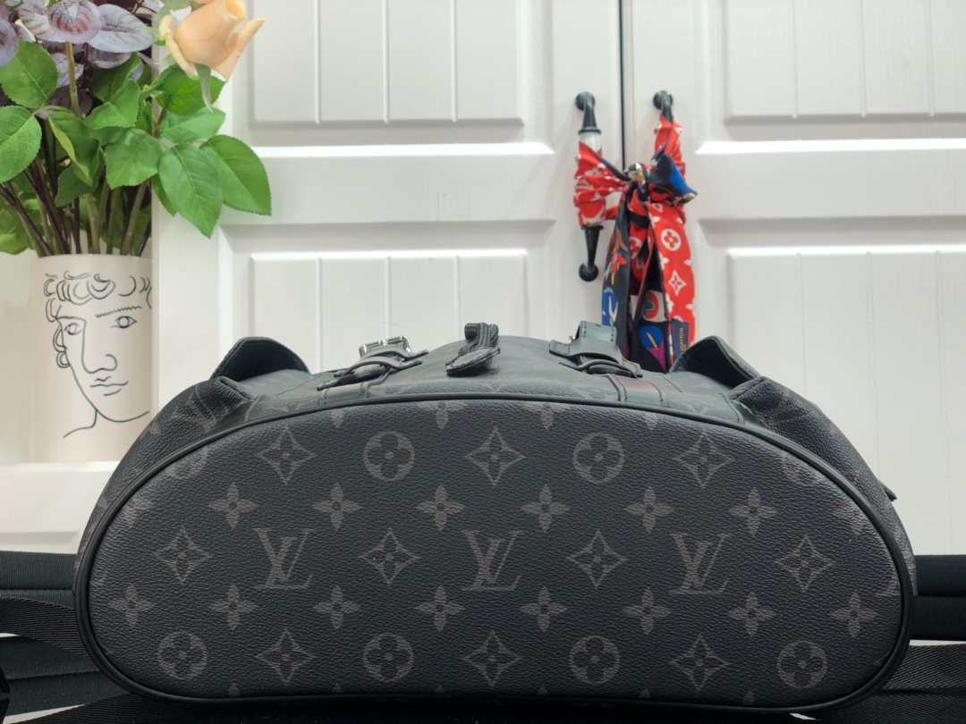 ルイヴィトン リュック 新作 Louis Vuitton クリストファー MM ブラック M55699 モノグラム・エクリプス キャンバス シルバー金具 - 画像 (7)