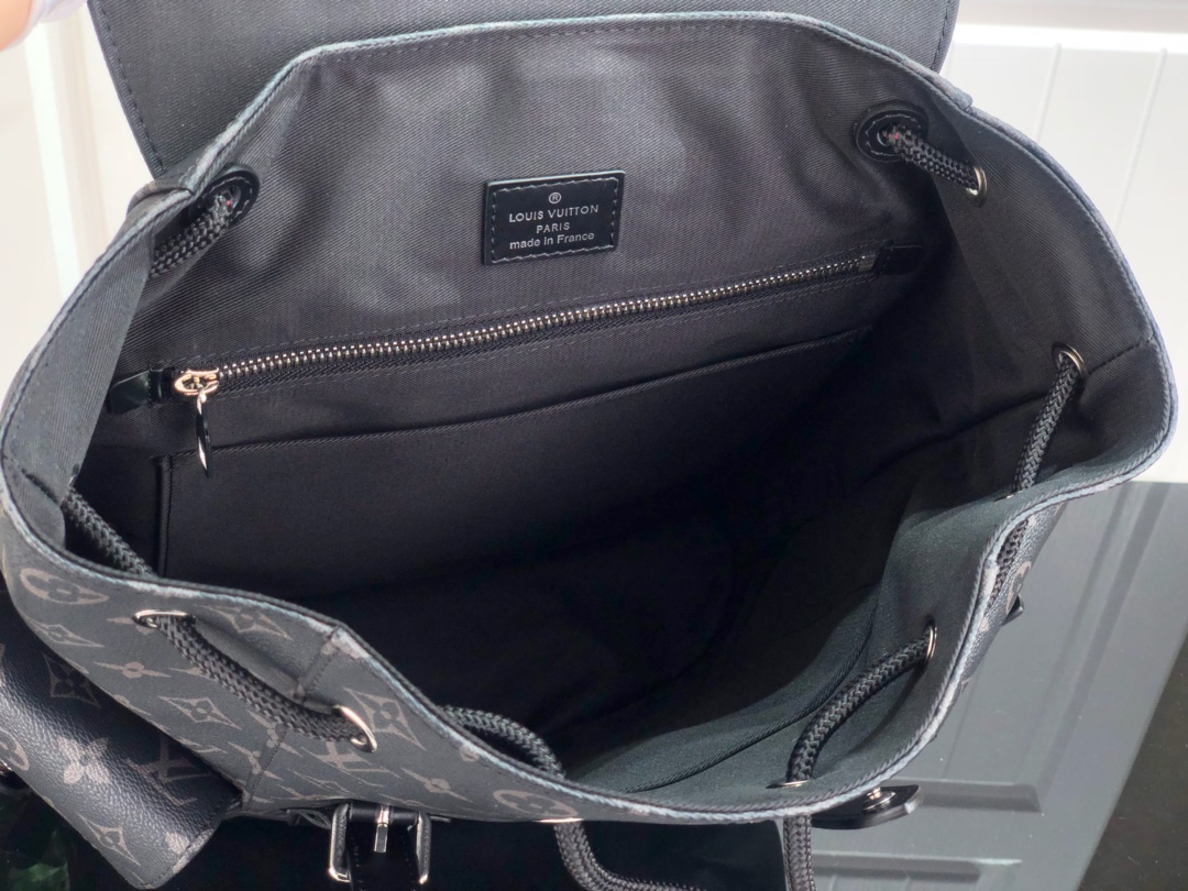 ルイヴィトン リュック 新作 Louis Vuitton クリストファー MM ブラック M55699 モノグラム・エクリプス キャンバス シルバー金具 - 画像 (3)